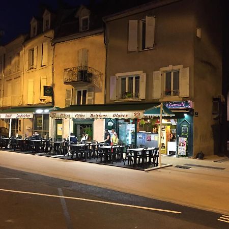 Appartamento Duplex Meublé Hyper Centre St Cere 4 Pers + Lit Bb. Wifi. Saint-Céré Esterno foto